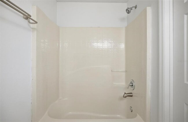 Building Photo - 38 Bud Field Dr
