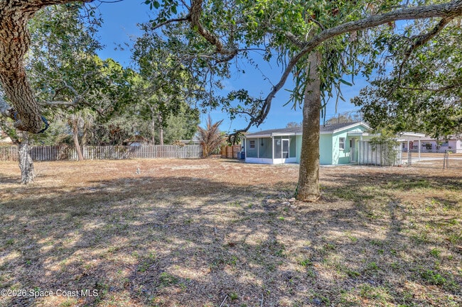 Building Photo - 4430 Barnsdale Dr