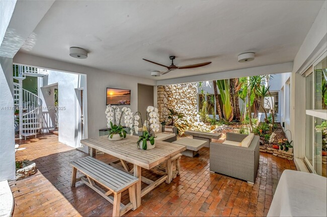 Building Photo - 4410 Brighton Pl