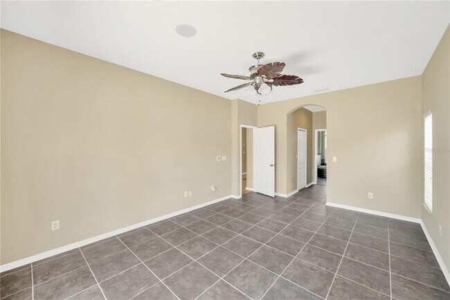 Building Photo - 1833 Mira Lago Cir