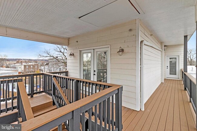 Building Photo - 1620 Massachusetts Ave SE