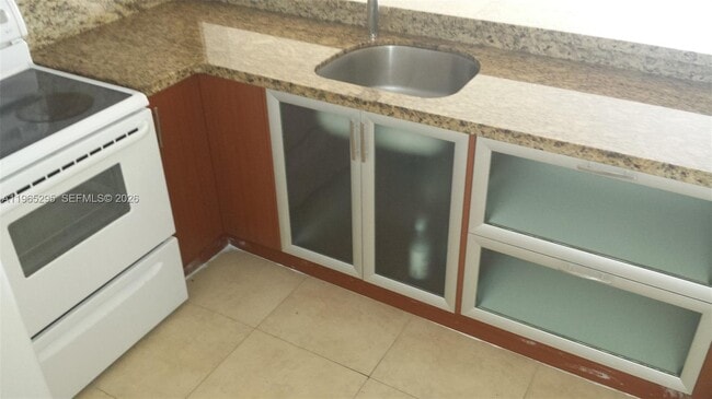 Building Photo - 492 NW 165th St