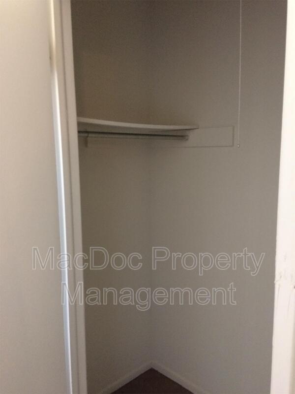 Building Photo - 14674 Pinon Ct