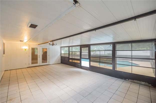 Building Photo - 2904 Sabal Palm Dr