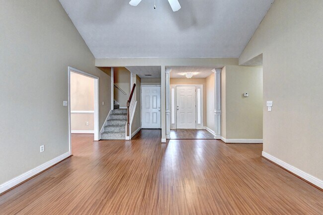 Building Photo - 40 Wisteria Blvd