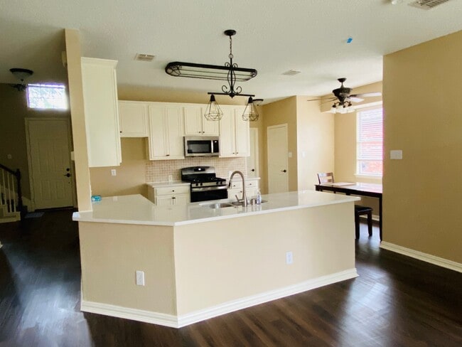Kitchen/Dining Nook - 1895 Granite Rapids Dr