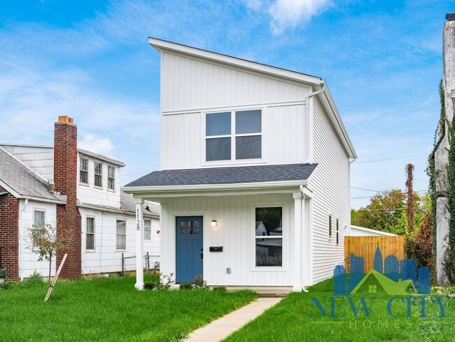 Building Photo - Recently Built 2 Bedroom 2 1/2 Bathroom Single Family Home in South Columbus!