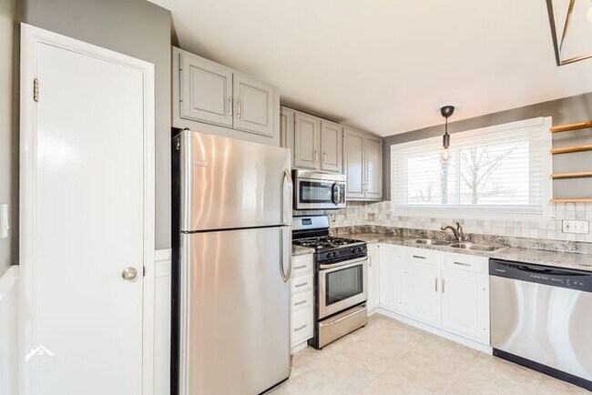 Building Photo - 4243 Ashwick Terrace