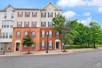Building Photo - 9502 Lee Ct