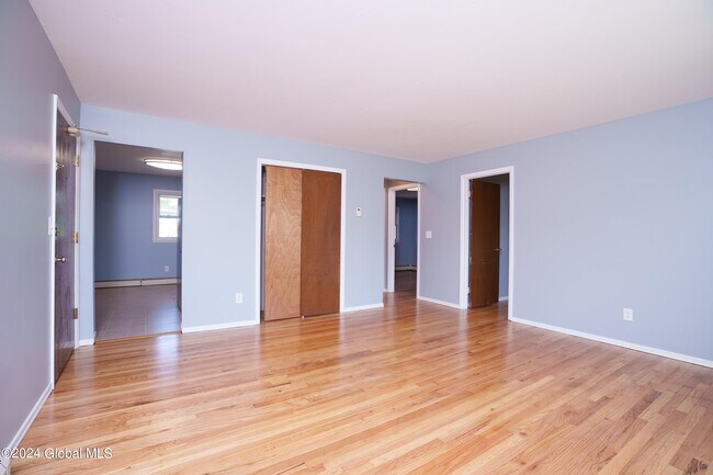 Building Photo - 35 McAlpin St