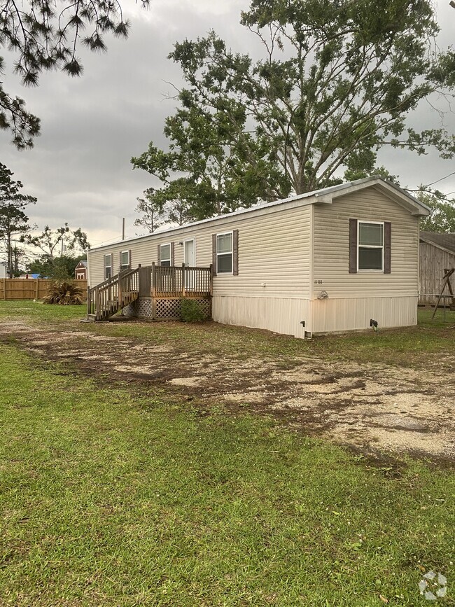 Building Photo - 1188 Sutherland Rd