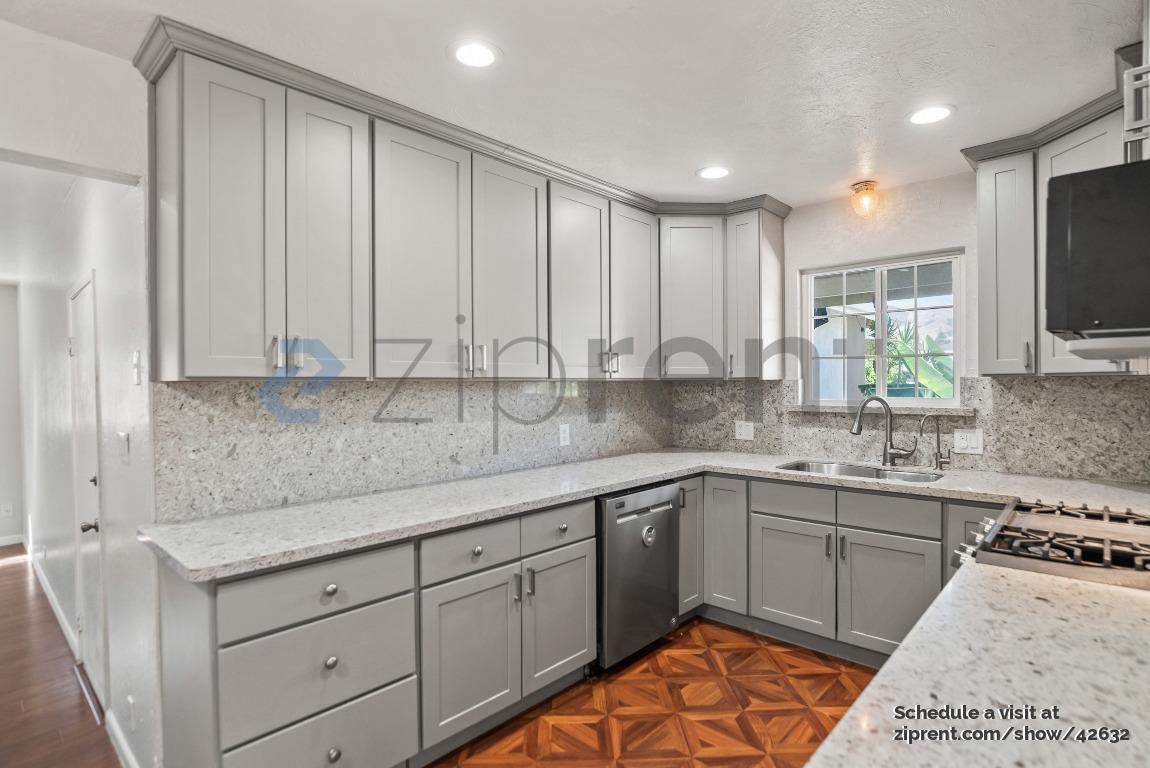 Building Photo - 47641 Fortner St