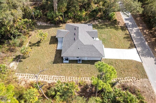 Building Photo - 20412 Elrose Ave