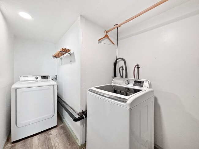 Building Photo - Contemporary 3BD/2BA House in Lemon Grove ...