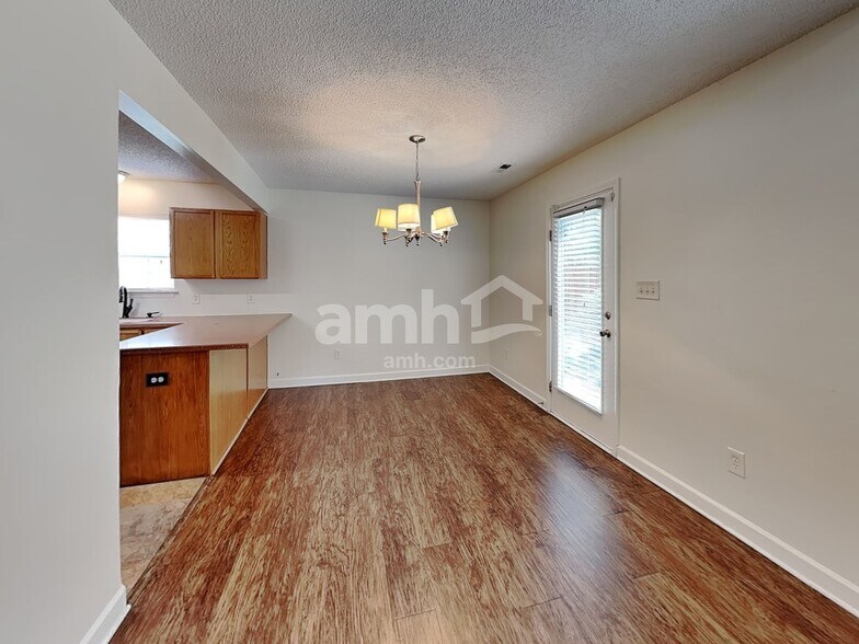 Building Photo - 4322 Wills Way