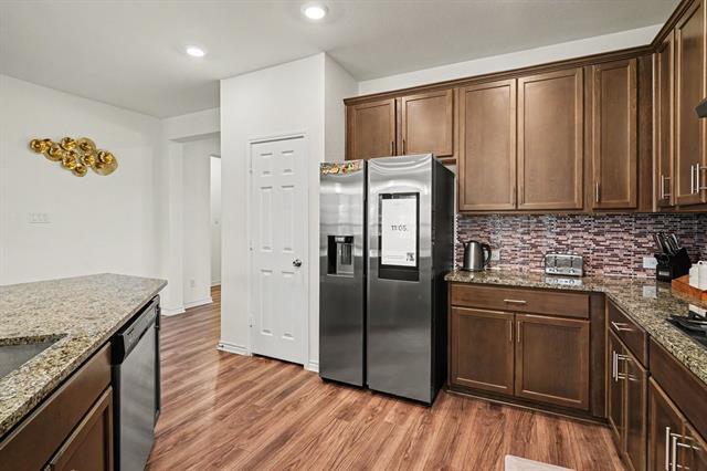 Building Photo - 8825 Landergin Mesa Dr