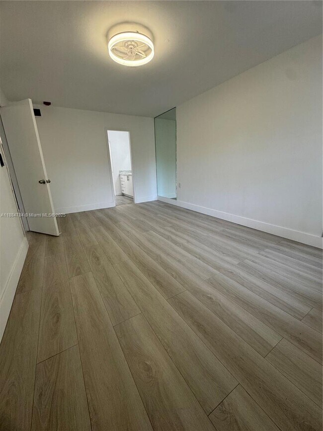 Building Photo - 11291 SW 88th St