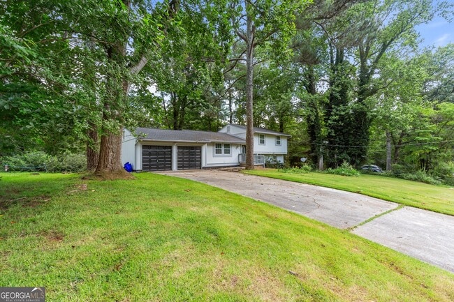 Building Photo - 5136 Rock Glen Dr