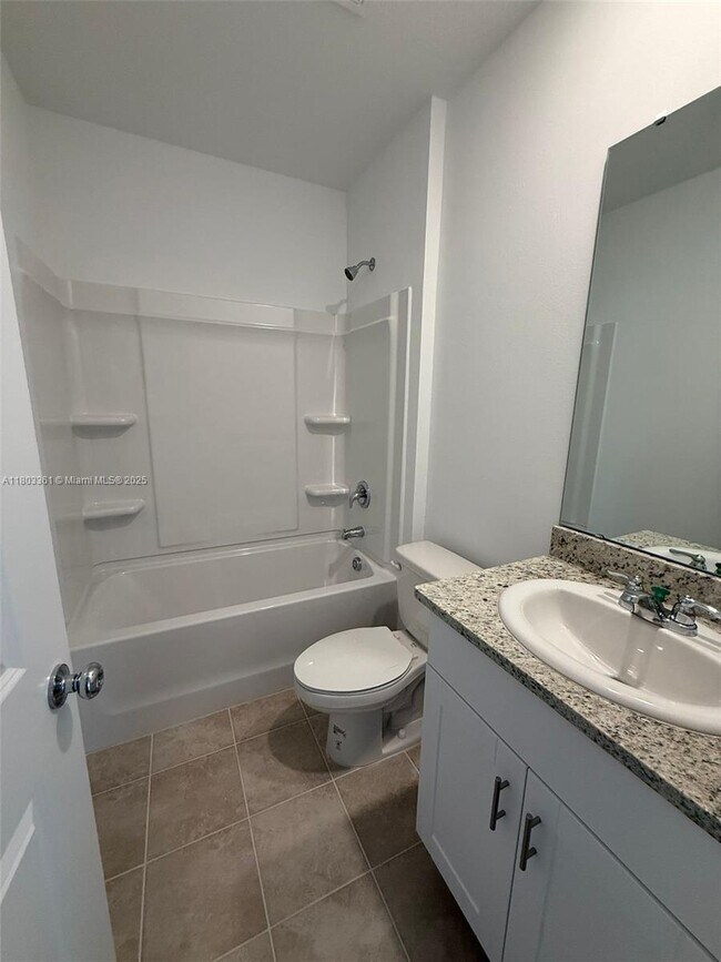 Building Photo - 5658 Nispero Wy