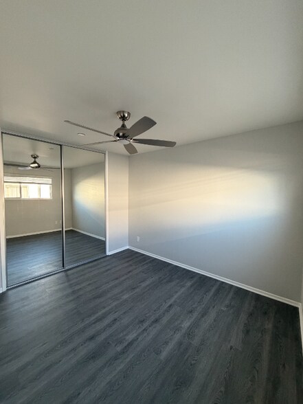 Building Photo - 5720-5730 Yolanda Ave