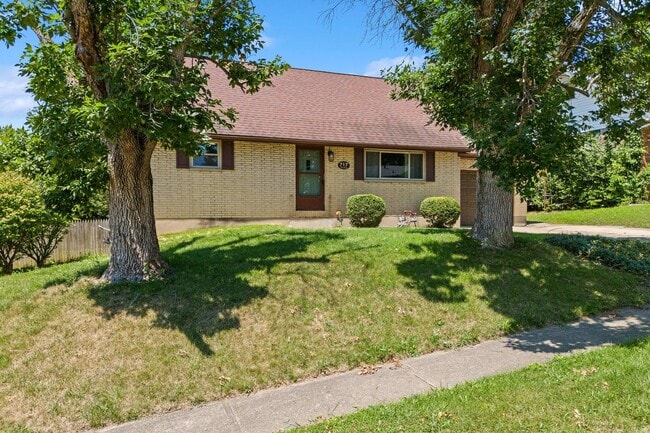 Building Photo - Charming 4-Bedroom Home in Desirable Neigh...
