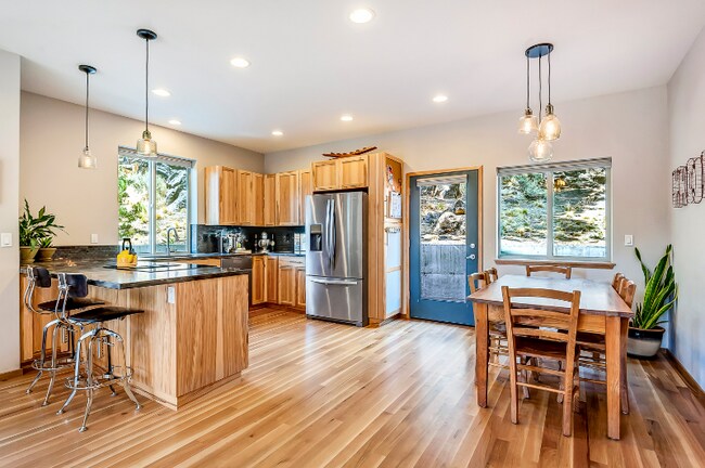 Building Photo - 19544 SW Century Dr