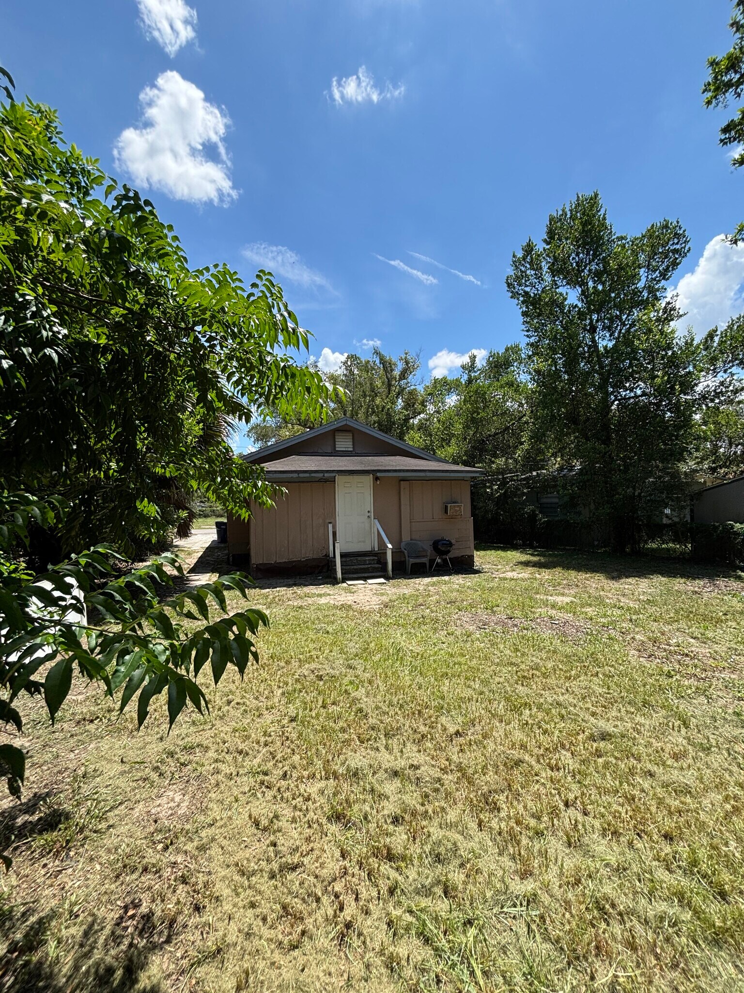 Building Photo - 8410 N Elmer St