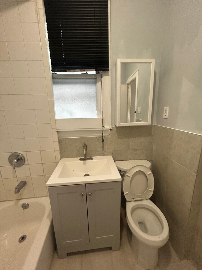 Building Photo - 329 Columbia Ave