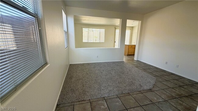 Building Photo - 2424 Predera Ave