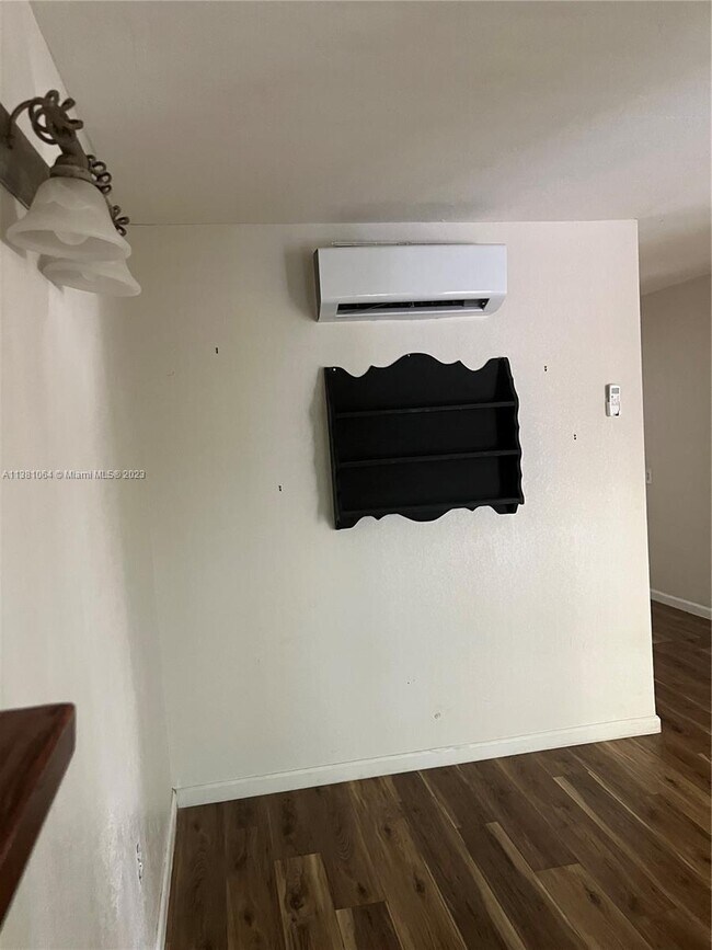 Building Photo - 655 Meridian Ave