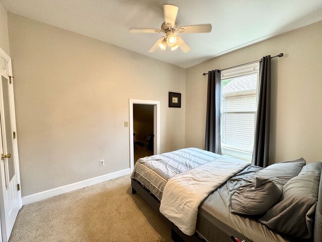 Building Photo - Charming 3 Bed/2 Full Bath in Columbia Tus...