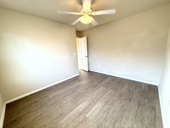 Building Photo - 4707 Mill Creek Dr