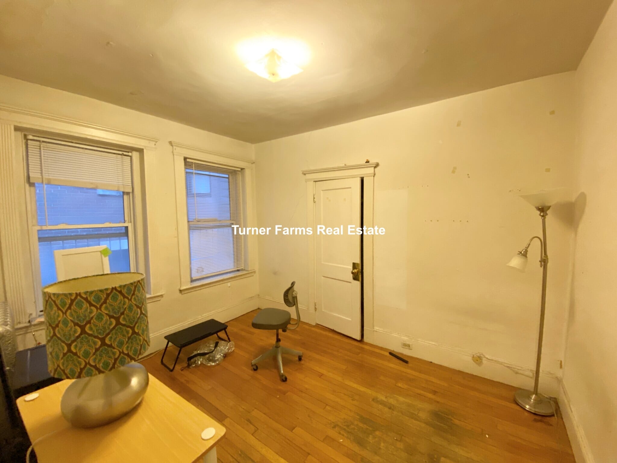 Building Photo - 465 Park Dr