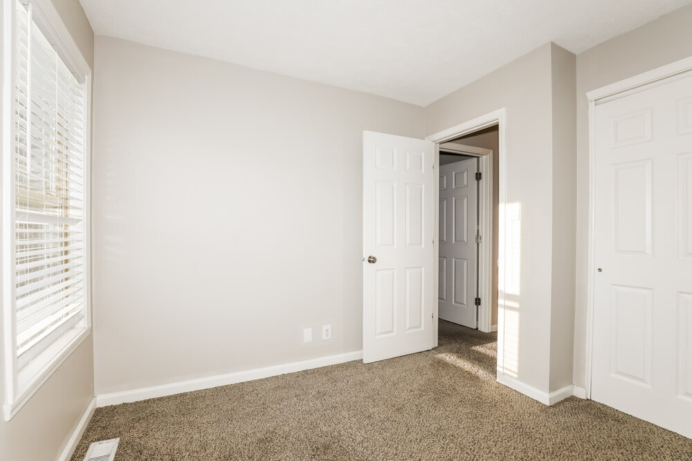 Building Photo - 5287 Ivy Hill Dr