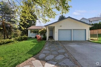 Building Photo - 4 bedroom in Redmond WA 98056