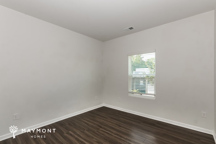 Building Photo - 163 Dorian Lp