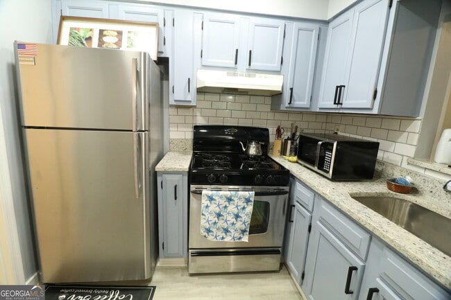 Building Photo - 933 Ohara Dr