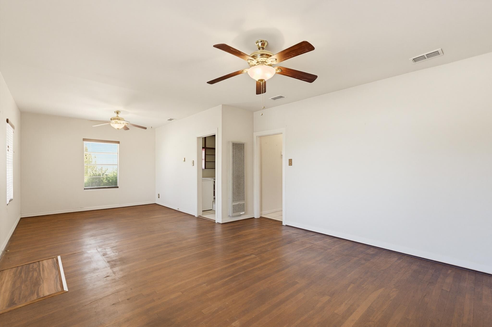 Building Photo - 2717 S 11th St