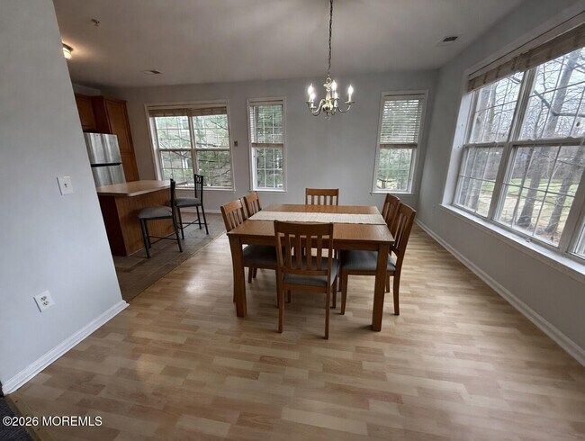 Building Photo - 554 St Andrews Pl