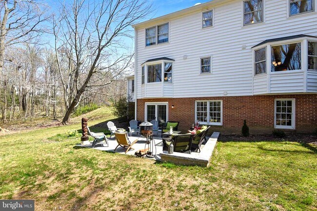 Building Photo - 980 Old Holly Dr