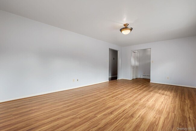 Building Photo - 2 Gillis Ave