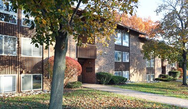 Maplewood Apartment Homes Syracuse Ny Finder Apartment Entrance Maplewood Homes