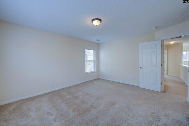 Building Photo - 104 Pepper Grass Dr