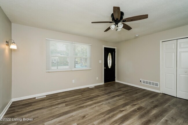 Building Photo - 5510 Gaskin Ct