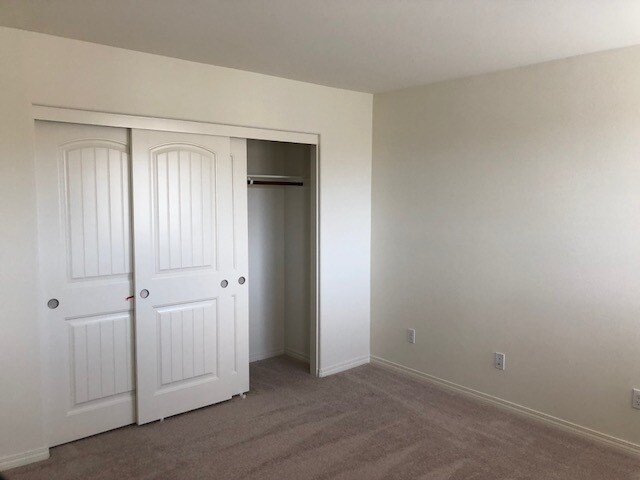 Building Photo - Like New- Home In Menifee!!!