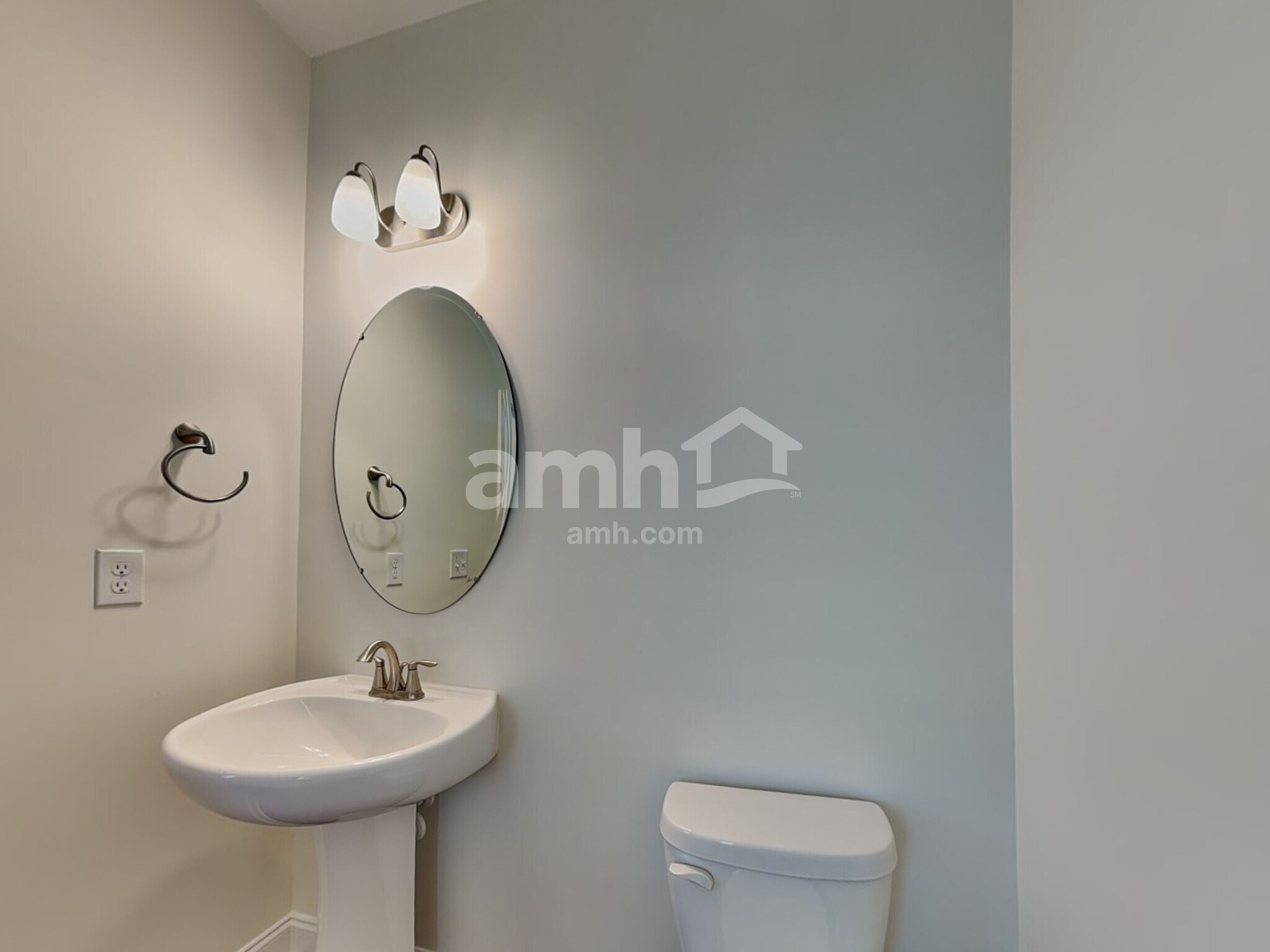 Building Photo - 183 Larragan Dr