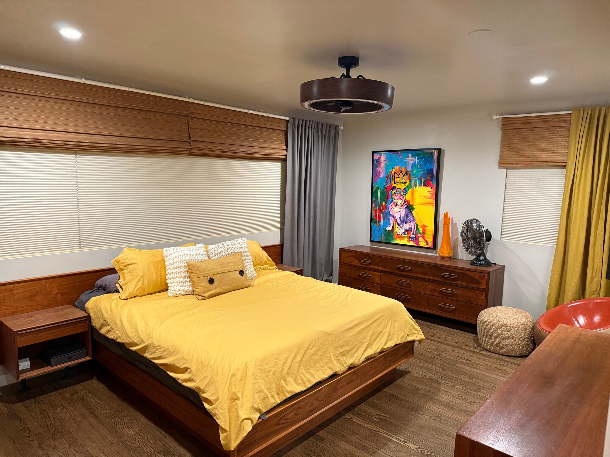 Primary bedroom King Bed and two full dressers - 1068 E San Jose Ave