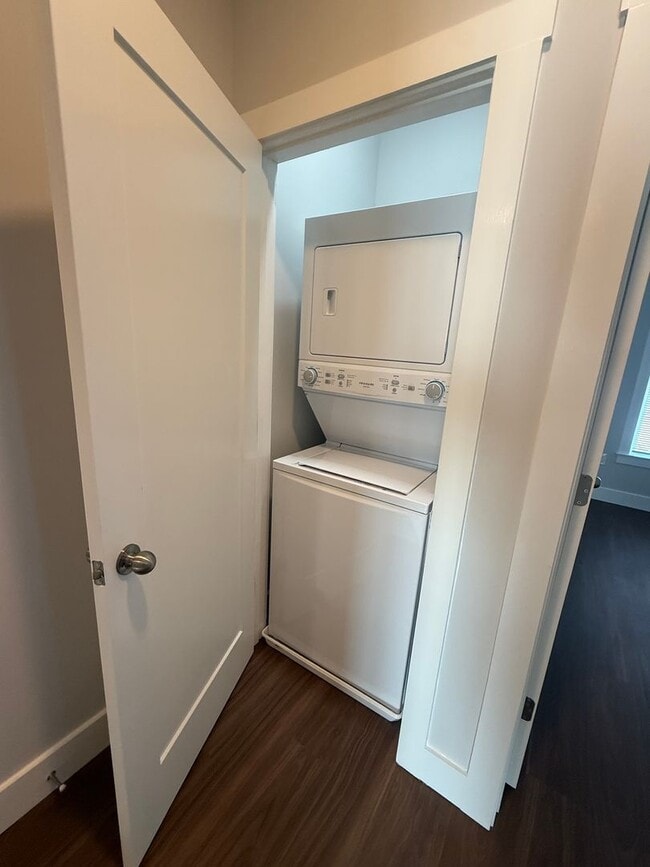 Building Photo - Black Mountain Rental-Duplex-Genesis Circle