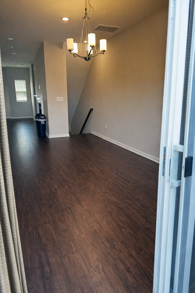 Building Photo - 1529 Kiln Ct