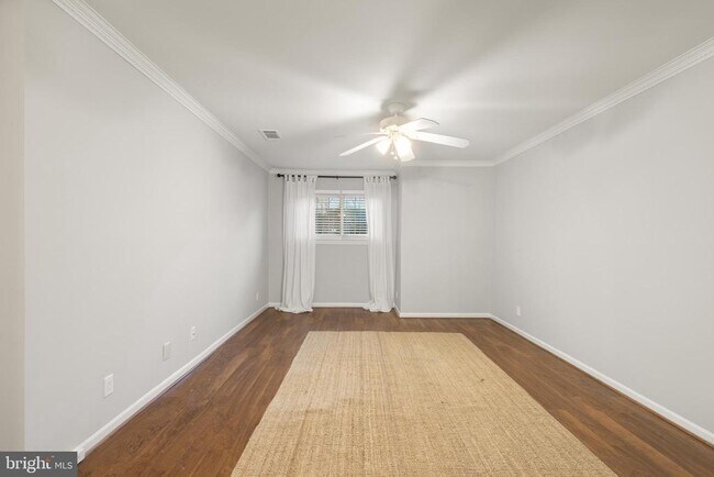 Building Photo - 5824 Inman Park Cir